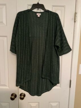 Lularoe NWOT Dark Green Small Knit Lindsay Cardigan/Coverup